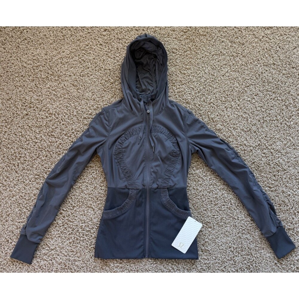 Lululemon Dance Studio III Jacket Womens Size 6 Reversible Gray  NWT